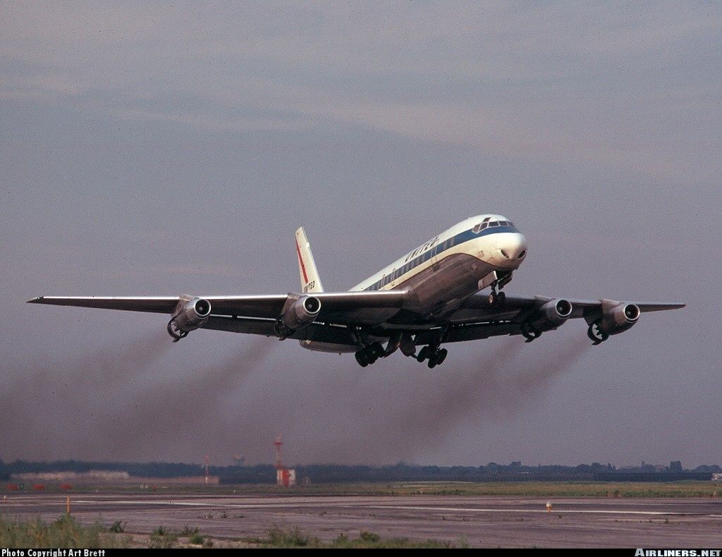united_dc-8.jpg