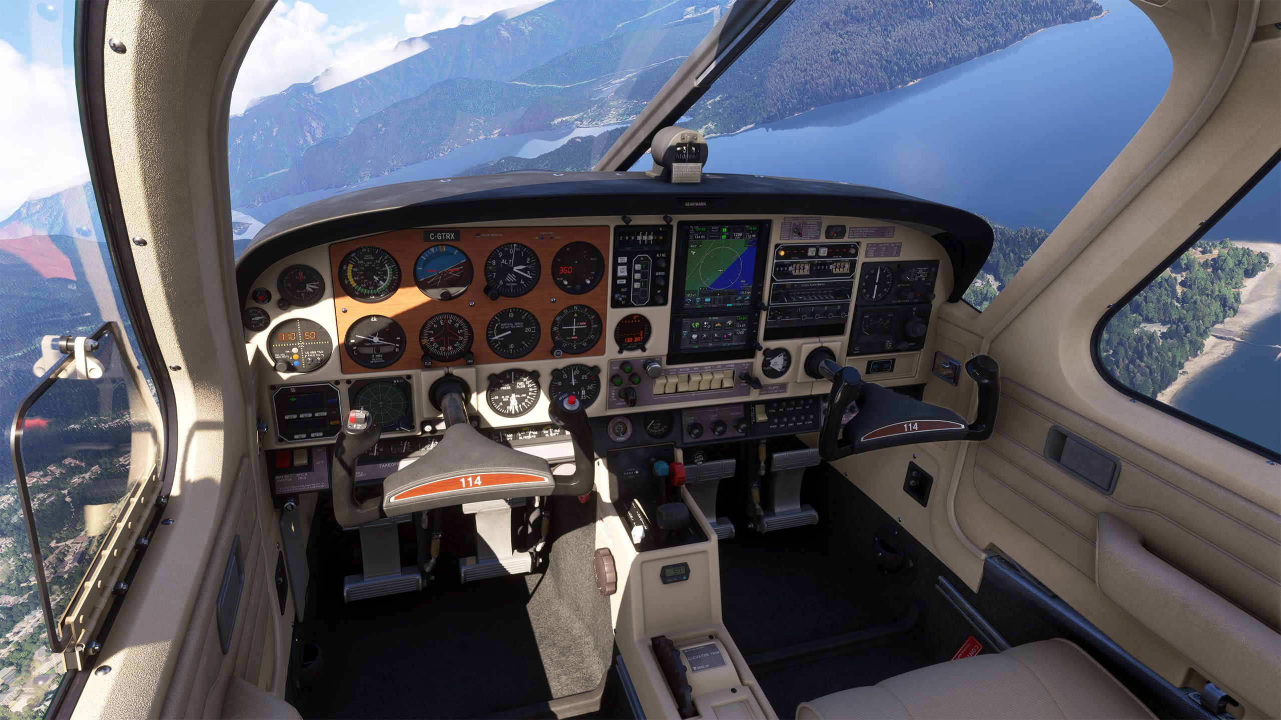 C-GTRX-5.jpg